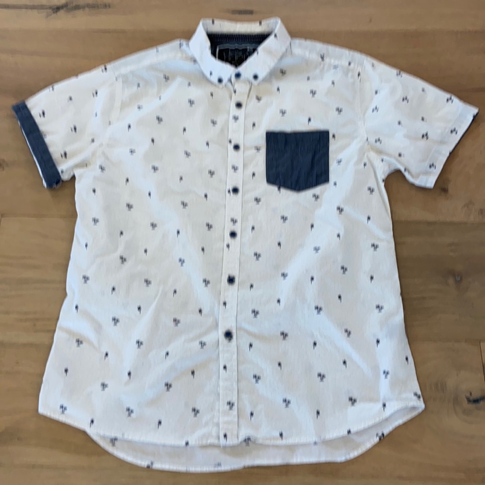 NYC Descendent Size Large Slim Fit Shirt